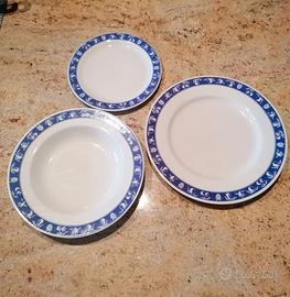 Servizio piatti ceramica