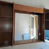 Mobile da bagno stile vintage con specchio