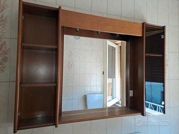 Mobile da bagno stile vintage con specchio