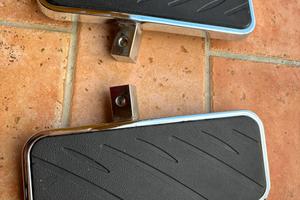 Coppia Pedane per Harley Davidson e Custom