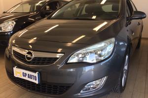 Opel Astra 1.4 100CV 5 porte Cosmo