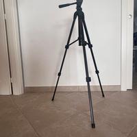 Tre piedi per macchina fotografica