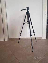 Tre piedi per macchina fotografica