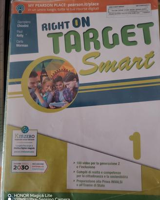 Libro scolastico RIGHT ON TARGET SMART 1