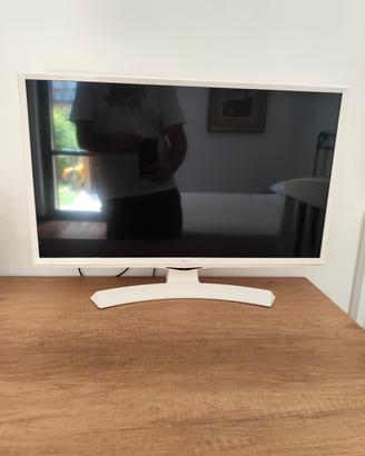 TV 28 pollici LG