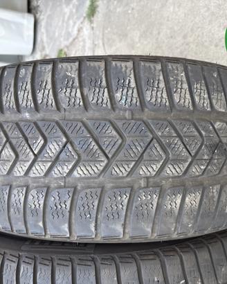 gomme usate 2554019 Winter PIRELLI - SOTTOZERO 3 -