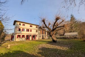 Casa Singola con Ampio Giardino - Collalto di Su