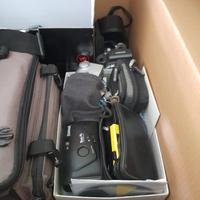 stock materiale fotografico ,macchine ,cavalletti