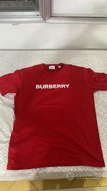T shirt burberry taglia XXS rossa 2025 oversize
