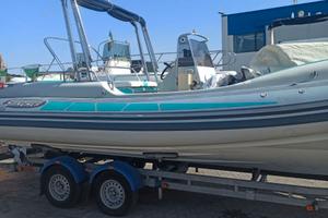 Stingher gommone RIB VETRORESINA E TUBOLARI ,