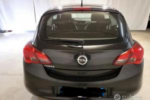 Opel Corsa 1.2 coupè anno 2015