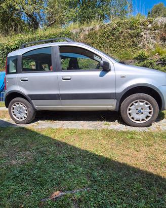 panda 4x4 1.2 climbing
