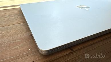 MacBook Air 15″ M4 Ram 24 GB, SSD 512GB,  Ex-demo