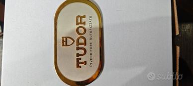 targhetta tudor