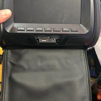 display poggiatesta auto