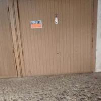 Privato vende". garage a valdagno
