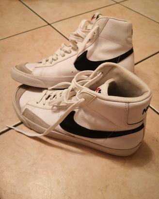 Scarpe sneakers Nike taglia 37,5 usate 