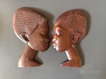 Decorazioni teste africane
