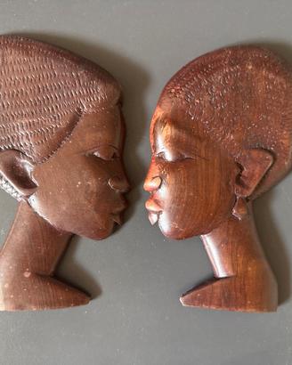 Decorazioni teste africane