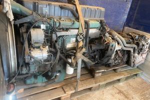Motore volvo fh 12 6 cilindri anno 2003