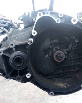 Cambio manuale 6 marce Lancia thesis 2.4 jtd