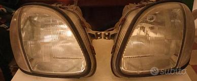 Fari Mercedes SLK 170