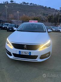Peugeot 308 BlueHDi 130 S&S EAT8 Allure