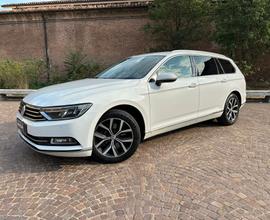 Volkswagen Passat Variant 2.0 TDI 150CV DSG Execut