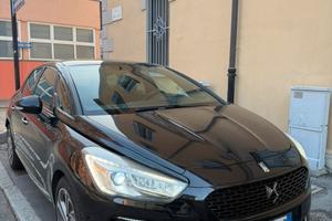 🚗 DS5 2.0 BLUEHDi 150 CV – Allestimento So Chic