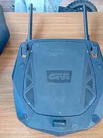 Bauletto attacchi Yamaha Mt 09 21014/2017 Tracer