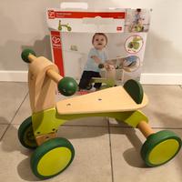 Scooter 4 ruote Hape in legno