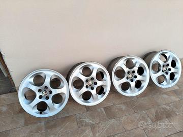 Cerchi nuovissimi alfa 147
