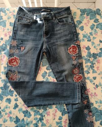 Jeans donna ricamati Miss Bonbon