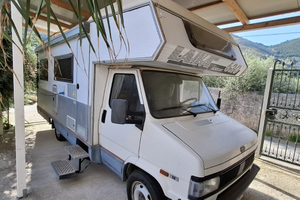 Camper mansardato