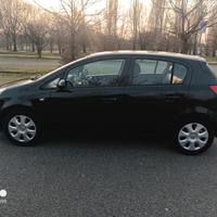 Opel corsa unico proprietario 