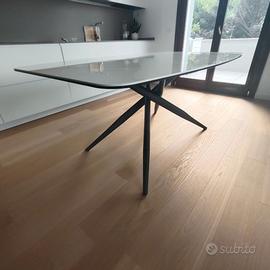 Tavolo da pranzo Sedit