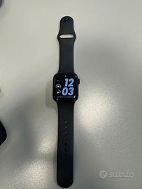 Apple Watch SE 2 40mm GPS In Garanzia 96% Batteria