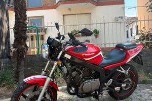 Moto Hyosung 125gt