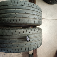 2 gomme 215 45 18 93W hankook 75%