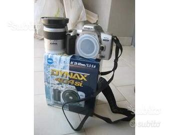 Macchina fotografica MINOLTA DYNAX 404si