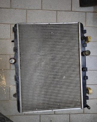 Radiatore acqua CITROEN DS3 1598cc benz. del 2011