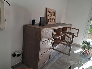 Credenza 