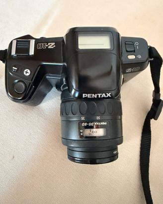 Pentax Z10 con custodia originale