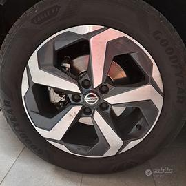 gomme 235/55 R18