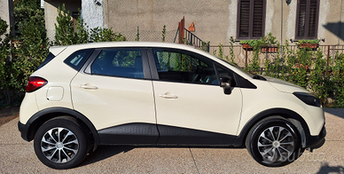 RENAULT captur 900 benzina