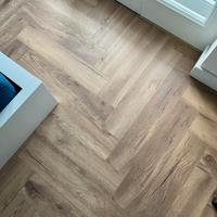 30 mq pavimento laminato parquet a spina italiana