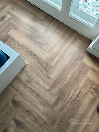 30 mq pavimento laminato parquet a spina italiana