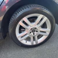 Cerchi originali  con gomma mercedes