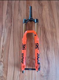 Fox 36 Factory 180mm grip2