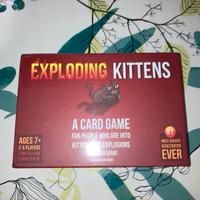 Gioco Exploding Kittens a card game 